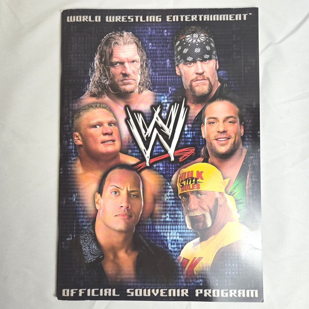 WWE World Wrestling Entertainment Official Souvenir Program‎ Vintage 2002